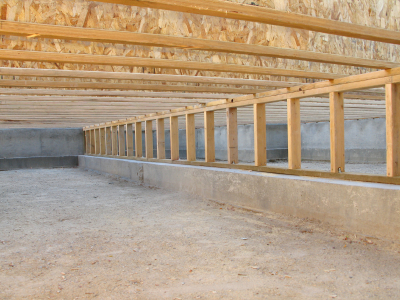 crawlspace crawlspace
